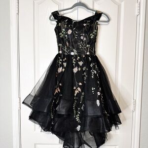 TS Culture Black Short Cocktail Dress Layered With Embroidered Floral Small